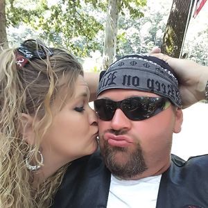 Meet your Posher, Chris n becky